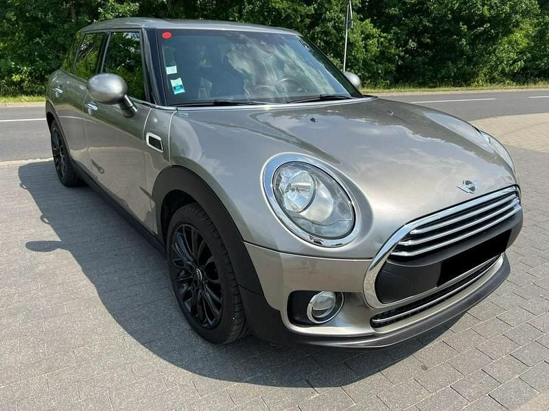 Szary Używany 2017 Mini Clubman Kombi | 40 000 zł - Obraz 1/4