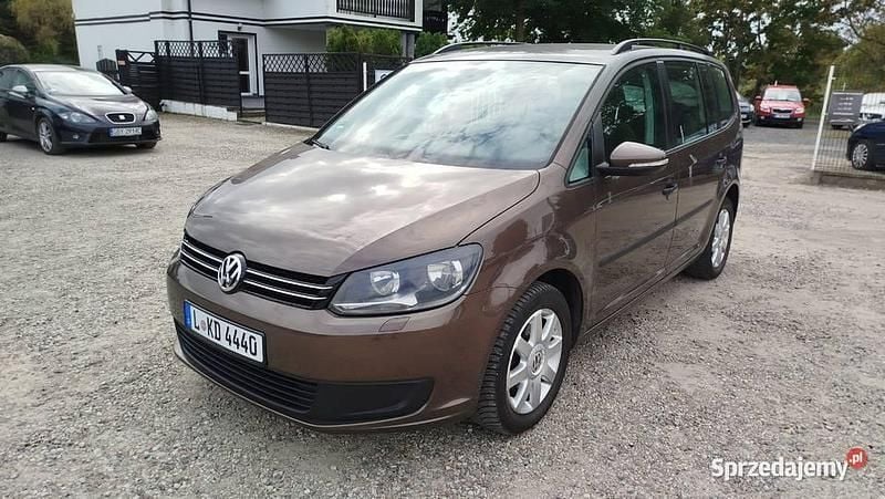 Brązowy Używany 2010 VW Touran Minivan | 23 900 zł (Drogi) - Obraz 1/4