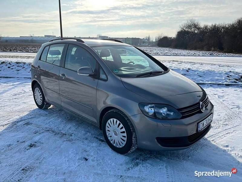 Beżowy Używany 2009 VW Golf Plus Cross Minivan | 12 900 zł (Dobra cena) - Obraz 1/4