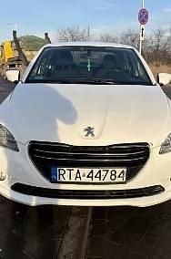 Używany Peugeot 301 99 KM (72 kW) 2017 Biały Sedan/Limuzyna