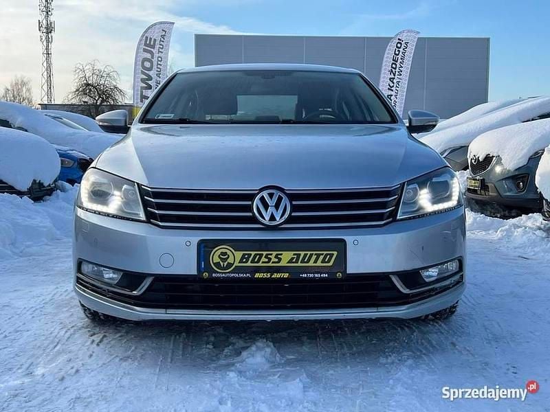 Srebrny Używany 2013 VW Passat Sedan/Limuzyna | 31 000 zł (Uczciwa cena) - Obraz 1/4