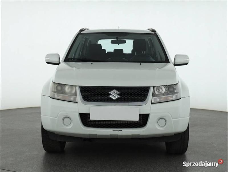 Biały Używany 2010 Suzuki Grand Vitara SUV | 14 999 zł (Uczciwa cena) - Obraz 1/4