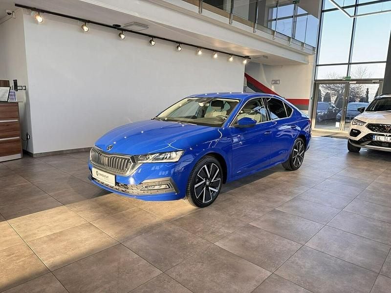 Używany Skoda Octavia Style 150 KM (110 kW) 2021 Niebieski Sedan/Limuzyna