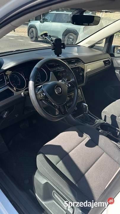 Używany VW Touran 150 KM (110 kW) 2018 Minivan