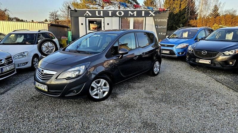 Używany Opel Meriva 140 KM (102 kW) 2010 Beżowy Minivan