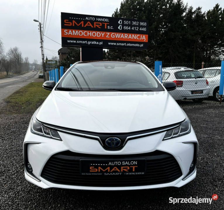 Biały Używany 2019 Toyota Corolla Hybrid Sedan/Limuzyna | 77 900 zł - Obraz 1/4