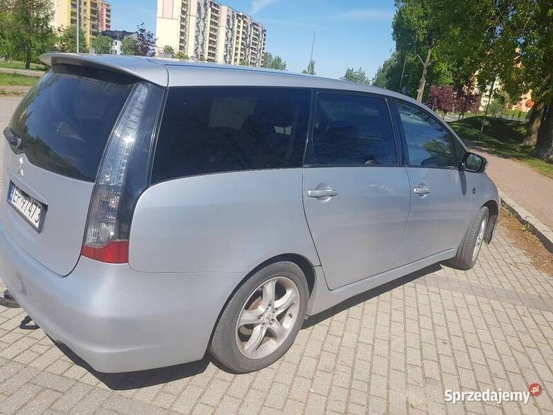 Używany Mitsubishi Grandis 2006 Szary Minivan