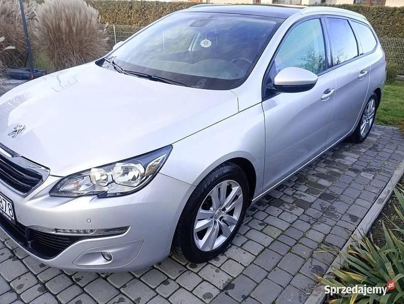 Używany Peugeot 308 2016 Srebrny Kombi