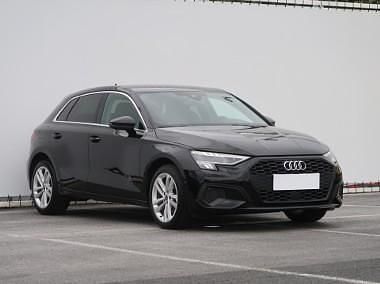 Czarny Używany 2021 Audi A3 Hatchback | 77 999 zł (Dobra cena) - Obraz 1/4
