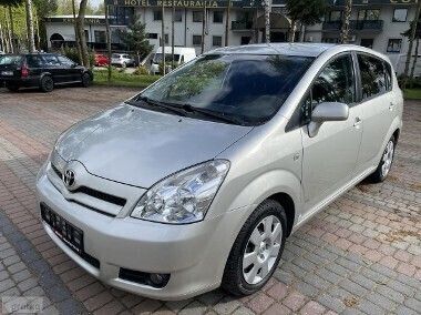 Srebrny Używany 2008 Toyota Corolla Verso Minivan | 17 400 zł (Uczciwa cena) - Obraz 1/4