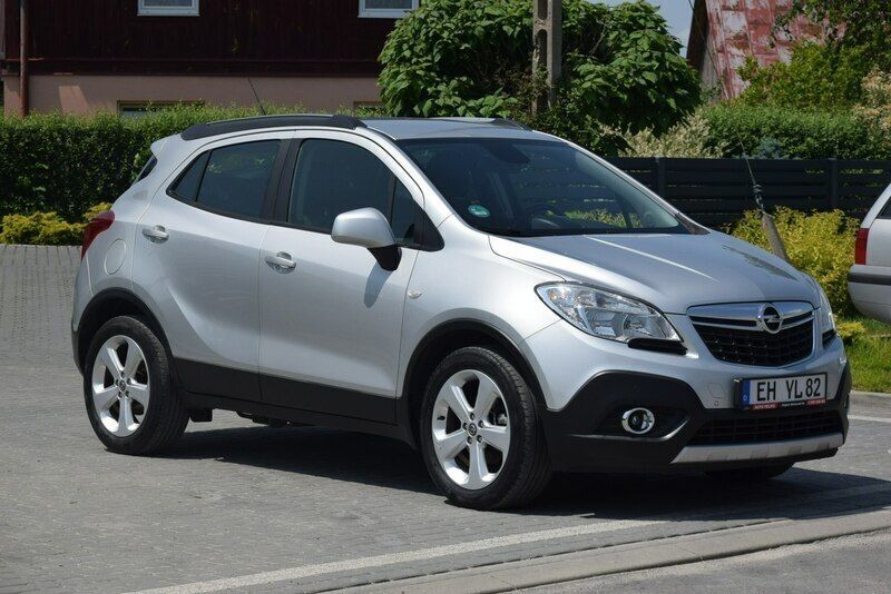 Srebrny Używany 2014 Opel Mokka SUV | 39 900 zł (Uczciwa cena) - Obraz 1/4