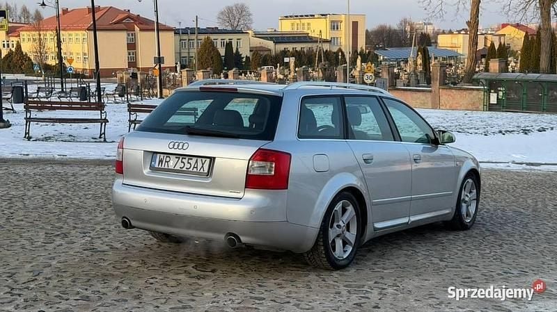 Używany Audi A4 S-Line 2003 Srebrny Kombi