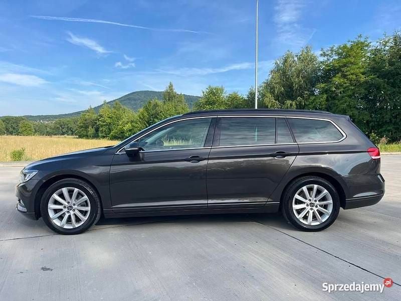Używany 2018 VW Passat Comfortline Kombi | 60 999 zł (Dobra cena) - Obraz 1/4