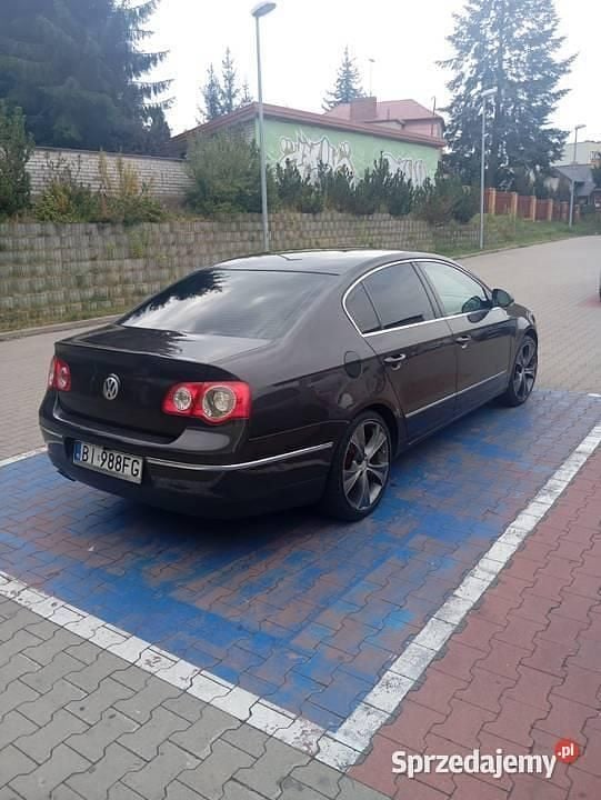 Używany 2005 VW Passat Sedan/Limuzyna | 8000 zł (Uczciwa cena) - Obraz 1/4