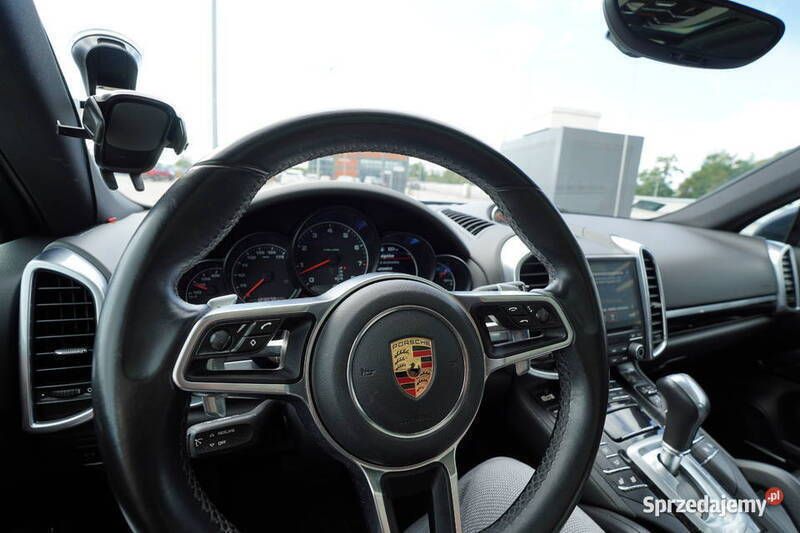 Używany 2017 Porsche Cayenne SUV | 155 000 zł - Obraz 1/4