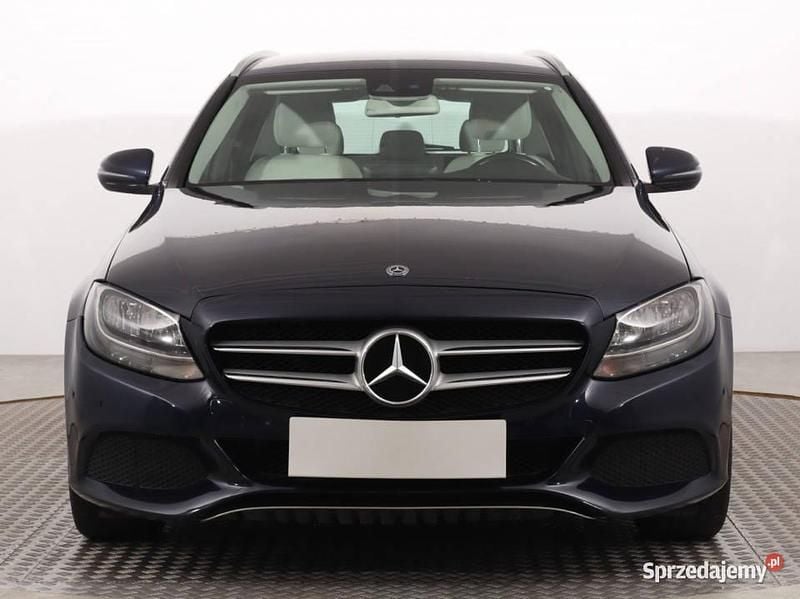 Niebieski Używany 2017 Mercedes C200 Kombi | 41 999 zł (Super Cena) - Obraz 1/4
