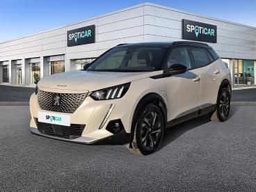 Biały Używany 2022 Peugeot e-2008 GT SUV | 96 900 zł - Obraz 1/4