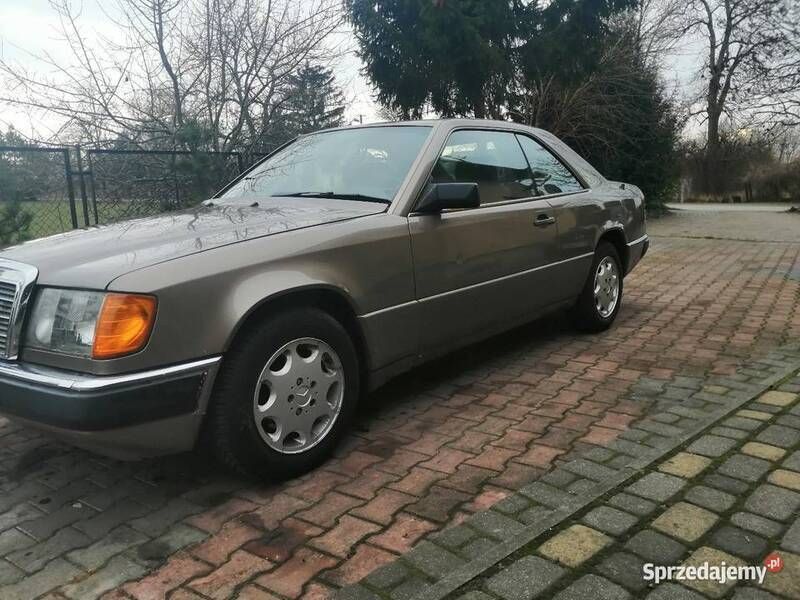 Beżowy Używany 1988 Mercedes 230 Coupe | 42 000 zł - Obraz 1/4