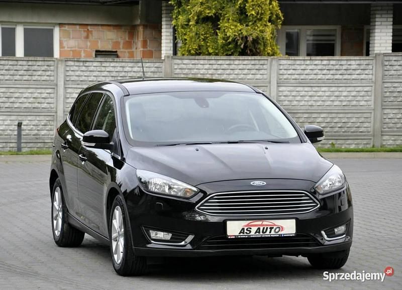 Czarny Używany 2018 Ford Focus Titanium Kombi | 37 900 zł (Dobra cena) - Obraz 1/4