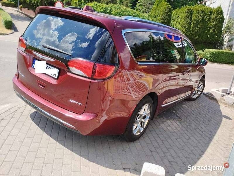 Używany 2018 Chrysler Pacifica Limited SUV | 89 500 zł (Uczciwa cena) - Obraz 1/4