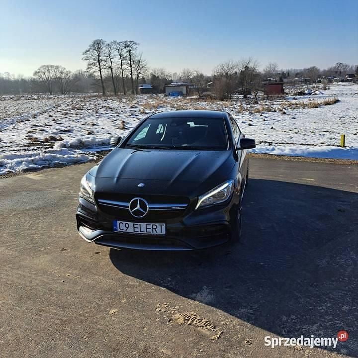 Czarny Używany 2017 Mercedes CLA45 AMG AMG Sedan/Limuzyna | 120 900 zł - Obraz 1/4