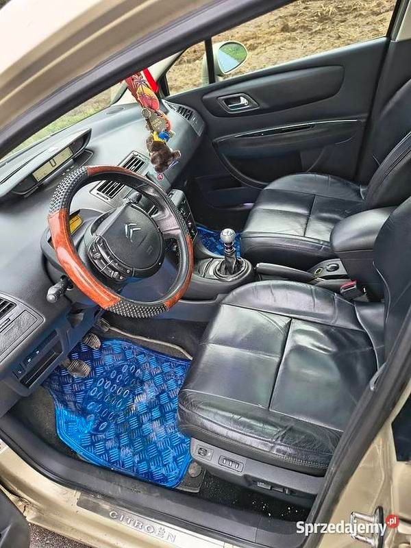 Używany Citroën C4 2005 Złoty Hatchback