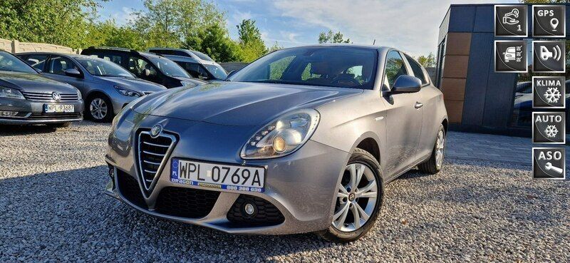 Używany Alfa Romeo Giulietta 105 KM (77 kW) 2011 Szary Hatchback