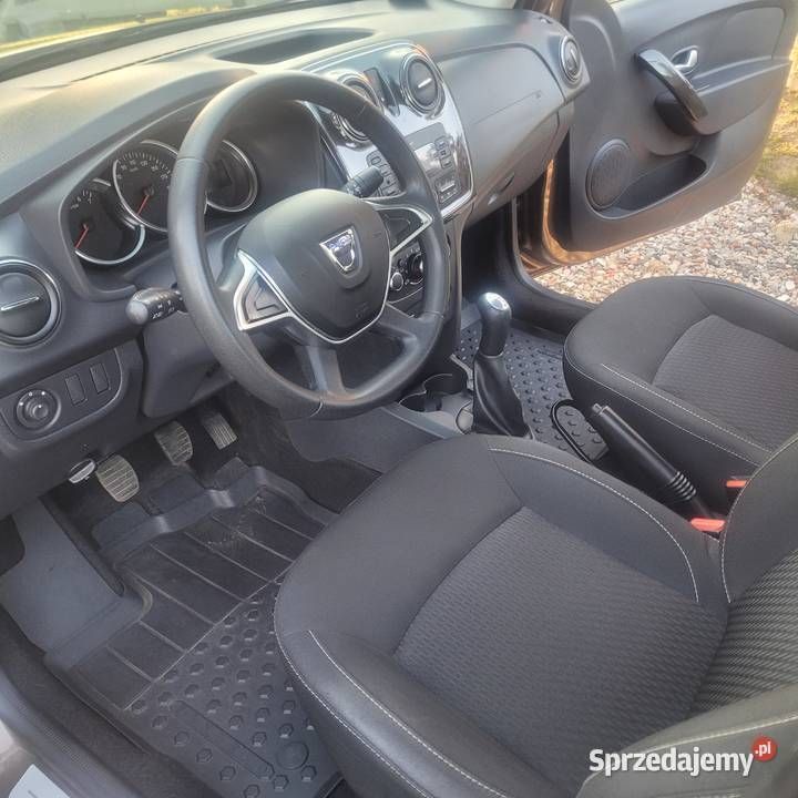 Używany Dacia Logan 74 KM (54 kW) 2017 Sedan/Limuzyna