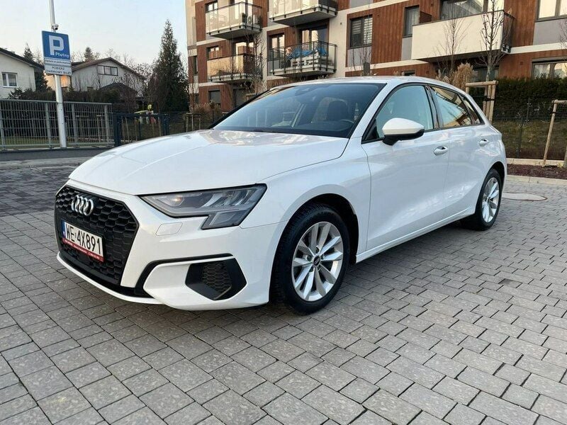 Biały Używany 2021 Audi A3 Sedan/Limuzyna | 96 800 zł (Dość drogi) - Obraz 1/4