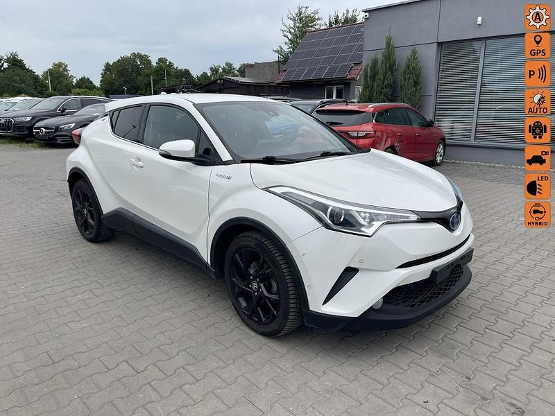 Biały Używany 2017 Toyota C-HR SUV | 59 900 zł - Obraz 1/4