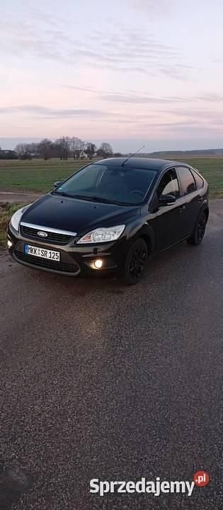 Czarny Używany 2010 Ford Focus Hatchback | 9800 zł (Uczciwa cena) - Obraz 1/4