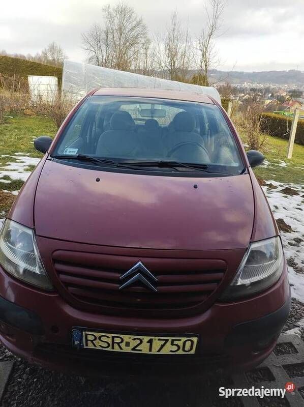 Używany Citroën C3 2003 Czerwony Hatchback