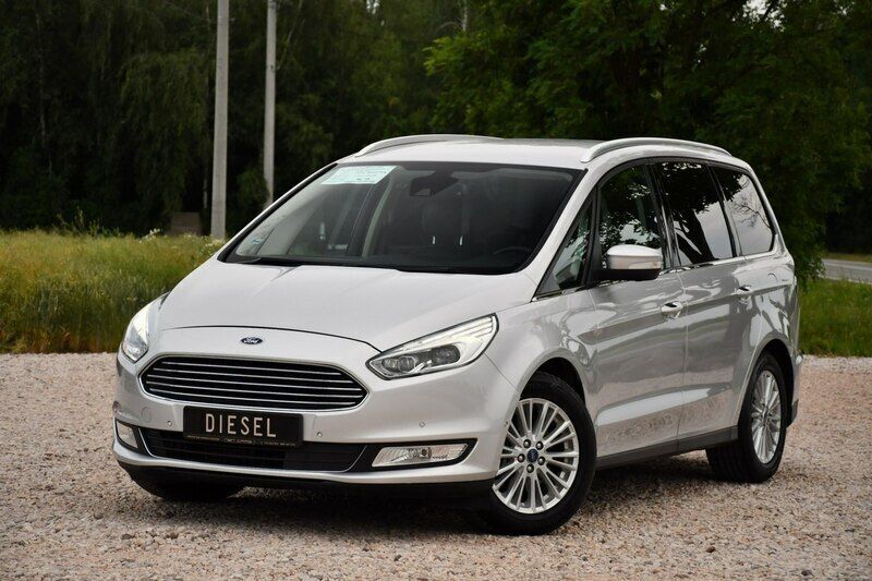 Używany Ford Galaxy 180 KM (132 kW) 2016 Srebrny (metalik, perła) Minivan