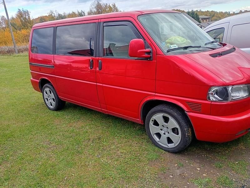 Używany VW Multivan 1997 Czerwony Van
