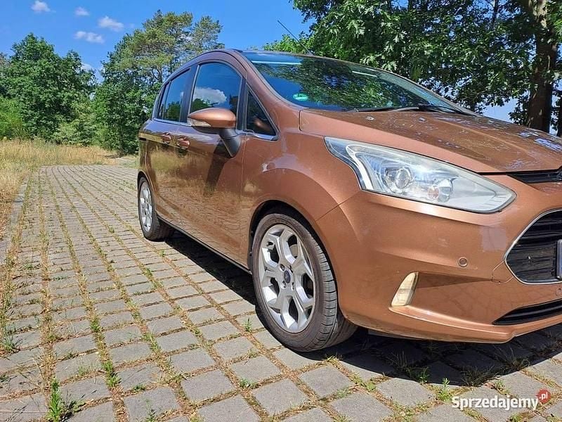 Używany Ford B-MAX 2013 Brązowy Minivan