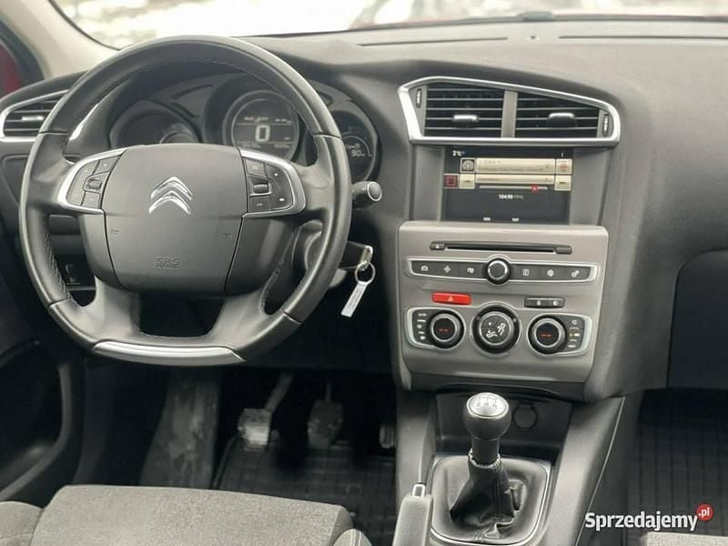 Używany Citroën C4 2015 Bordowy Hatchback