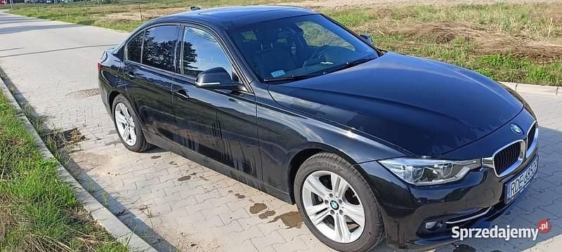 Czarny Używany 2016 BMW 328 Sedan/Limuzyna | 60 000 zł (Uczciwa cena) - Obraz 1/4