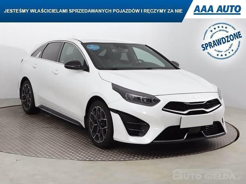 Używany Kia ProCeed 2023 Biały Kombi