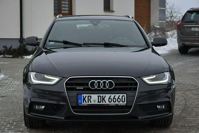 Używany Audi A4 177 KM (130 kW) 2014 Szary Kombi