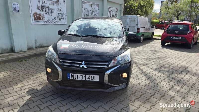 Czarny Używany 2020 Mitsubishi Space Star Hatchback | 15 000 zł (Super Cena) - Obraz 1/4