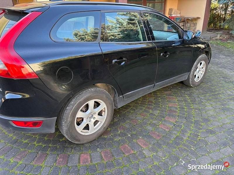 Czarny Używany 2012 Volvo XC60 SUV | 51 000 zł (Dość drogi) - Obraz 1/4