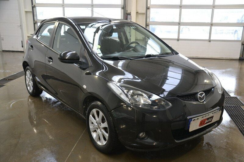 Czarny (metalik) Używany 2010 Mazda 2 Hatchback | 7800 zł - Obraz 1/4
