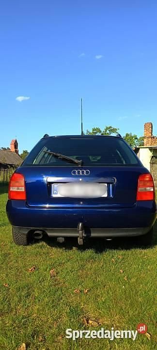 Używany Audi A4 2000 Granatowy Kombi