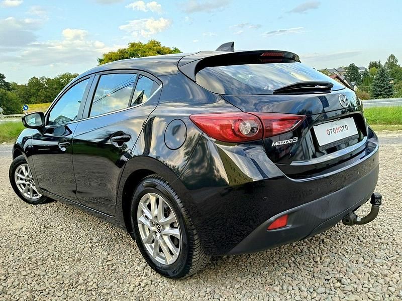 Używany Mazda 3 100 KM (73 kW) 2013 Czarny (metalik) Hatchback