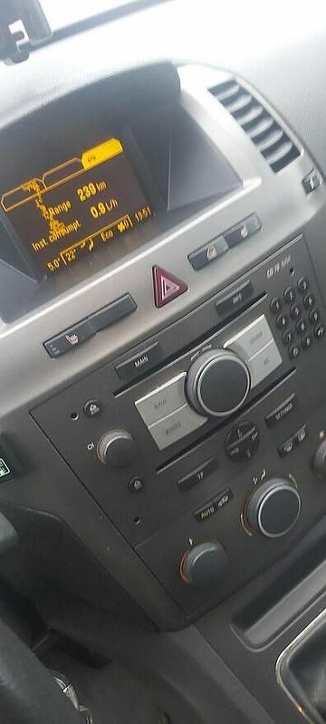 Używany Opel Zafira 2006 Szary Minivan