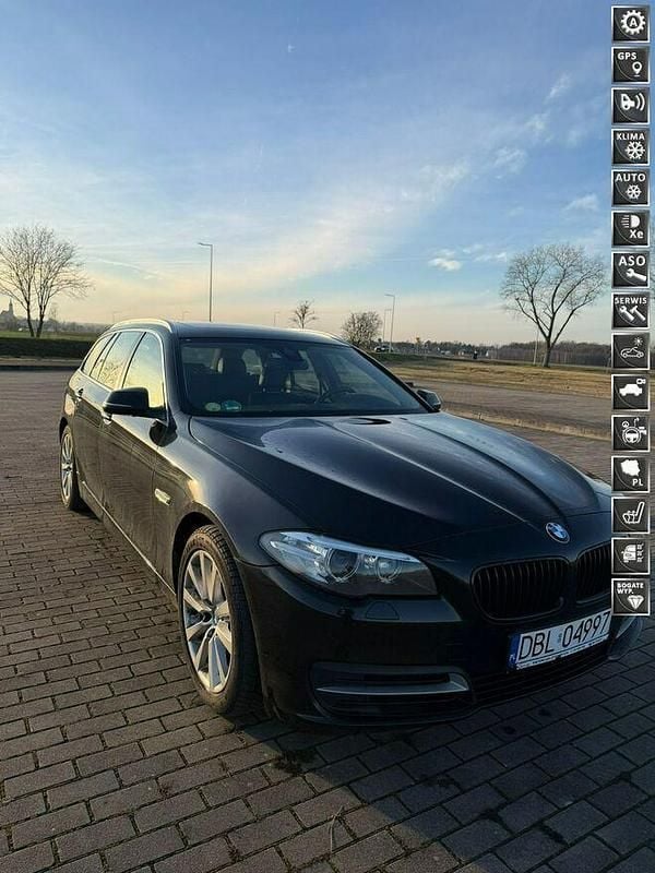 Czarny Używany 2015 BMW 520 Kombi | 68 900 zł (Dobra cena) - Obraz 1/4