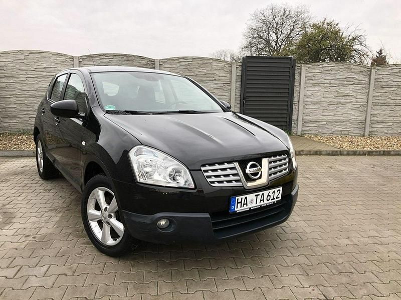 Biały Używany 2009 Nissan Qashqai SUV | 23 900 zł (Uczciwa cena) - Obraz 1/4