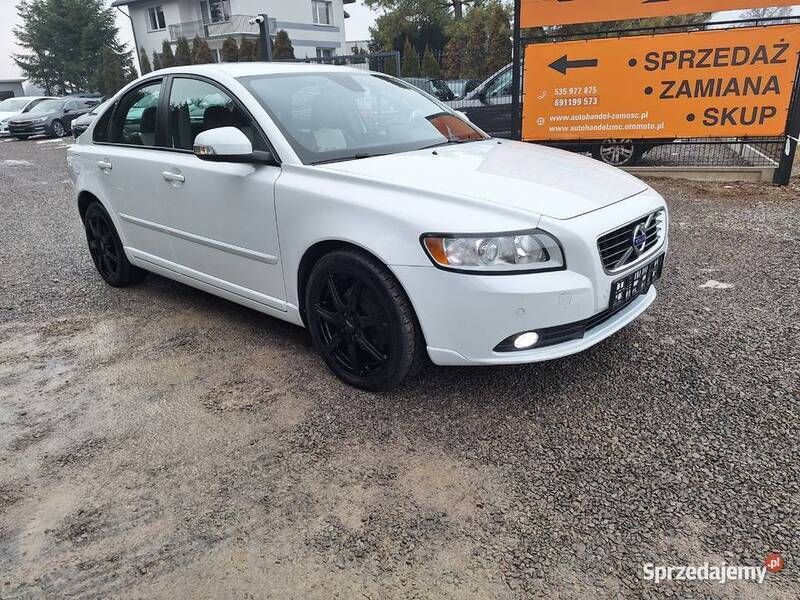 Używany Volvo S40 150 KM (110 kW) 2012 Biały Sedan/Limuzyna