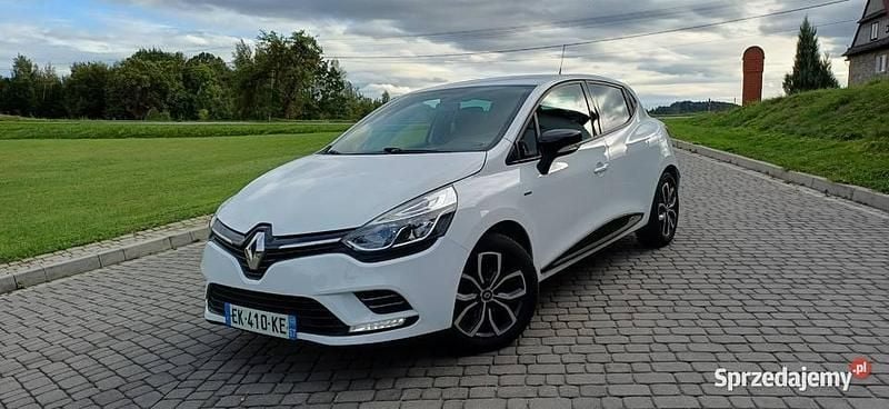 Biały Używany 2017 Renault Clio IV Hatchback | 31 900 zł (Uczciwa cena) - Obraz 1/4