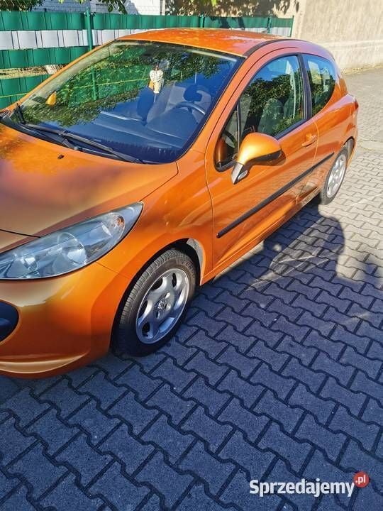 Złoty Używany 2008 Peugeot 207 Hatchback | 4500 zł - Obraz 1/4